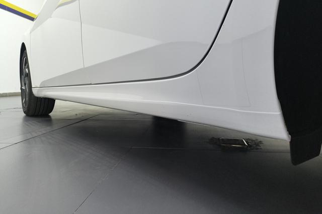 Hyundai Elantra 2023 1.5 L CVT GLX — фото 6