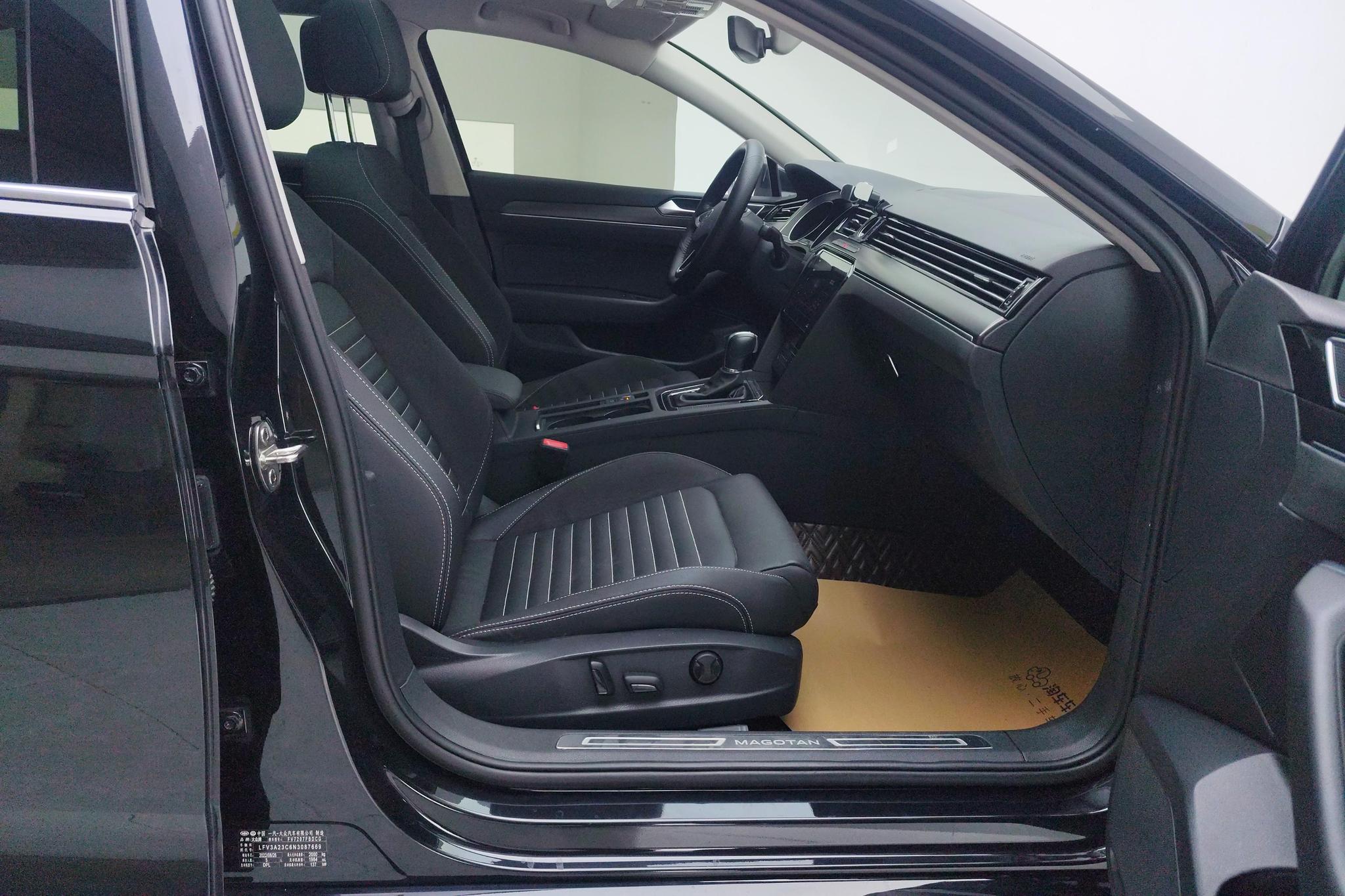 Volkswagen Magotan 2020 330TSI DSG Lead