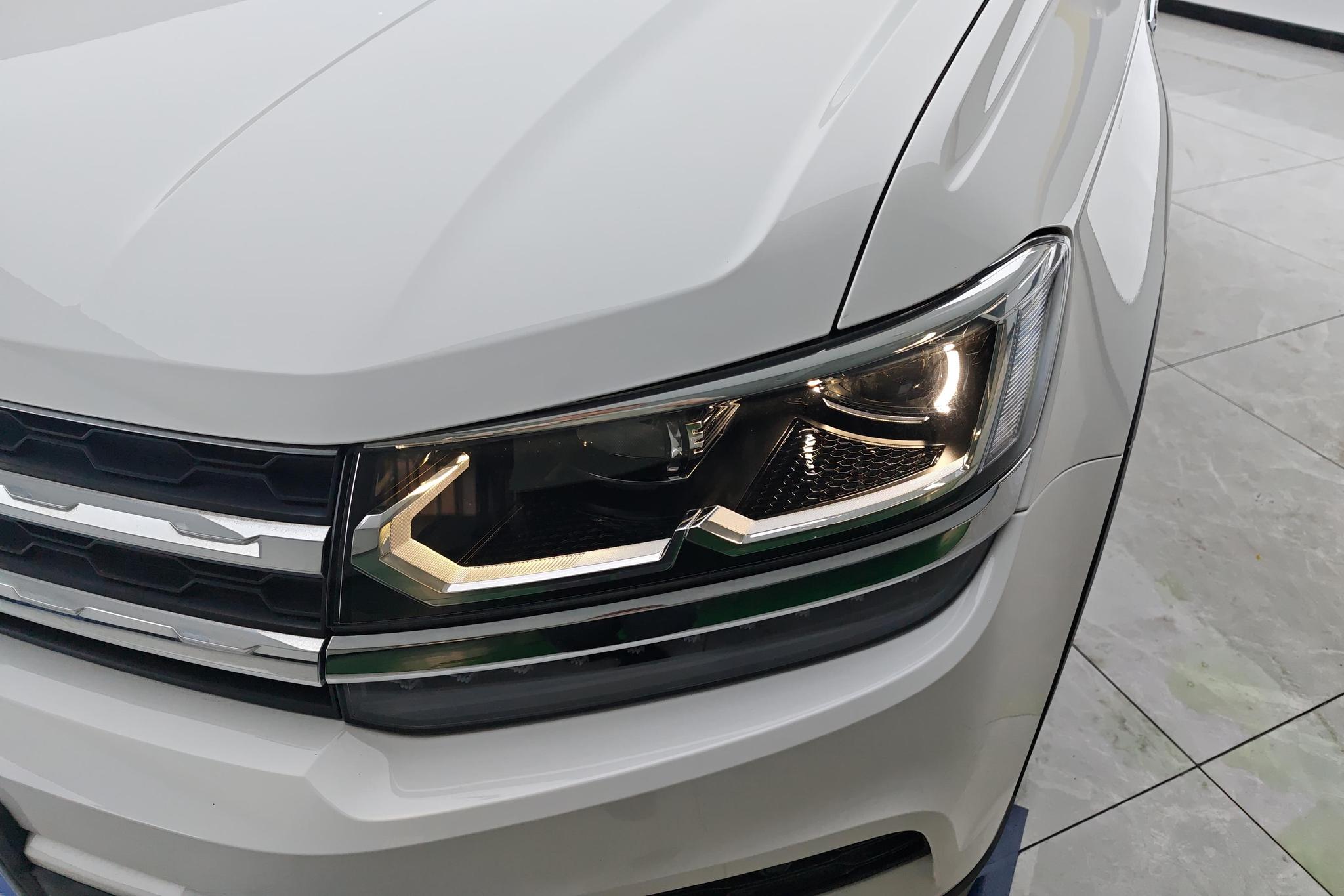 Volkswagen Tharu 2020 330TSI Flagship VI