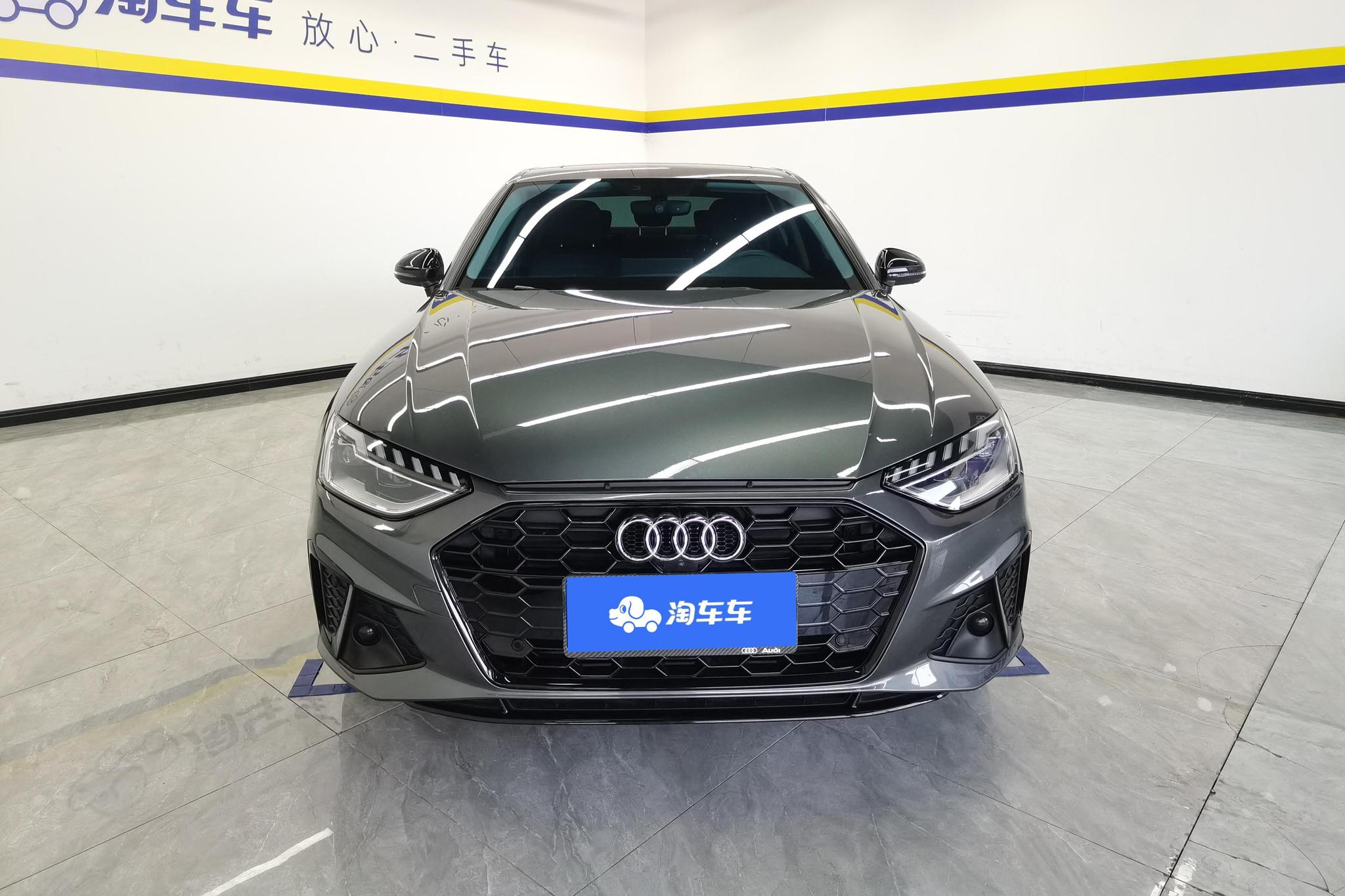 Audi A4L 2022 40 TFSI Luxury
