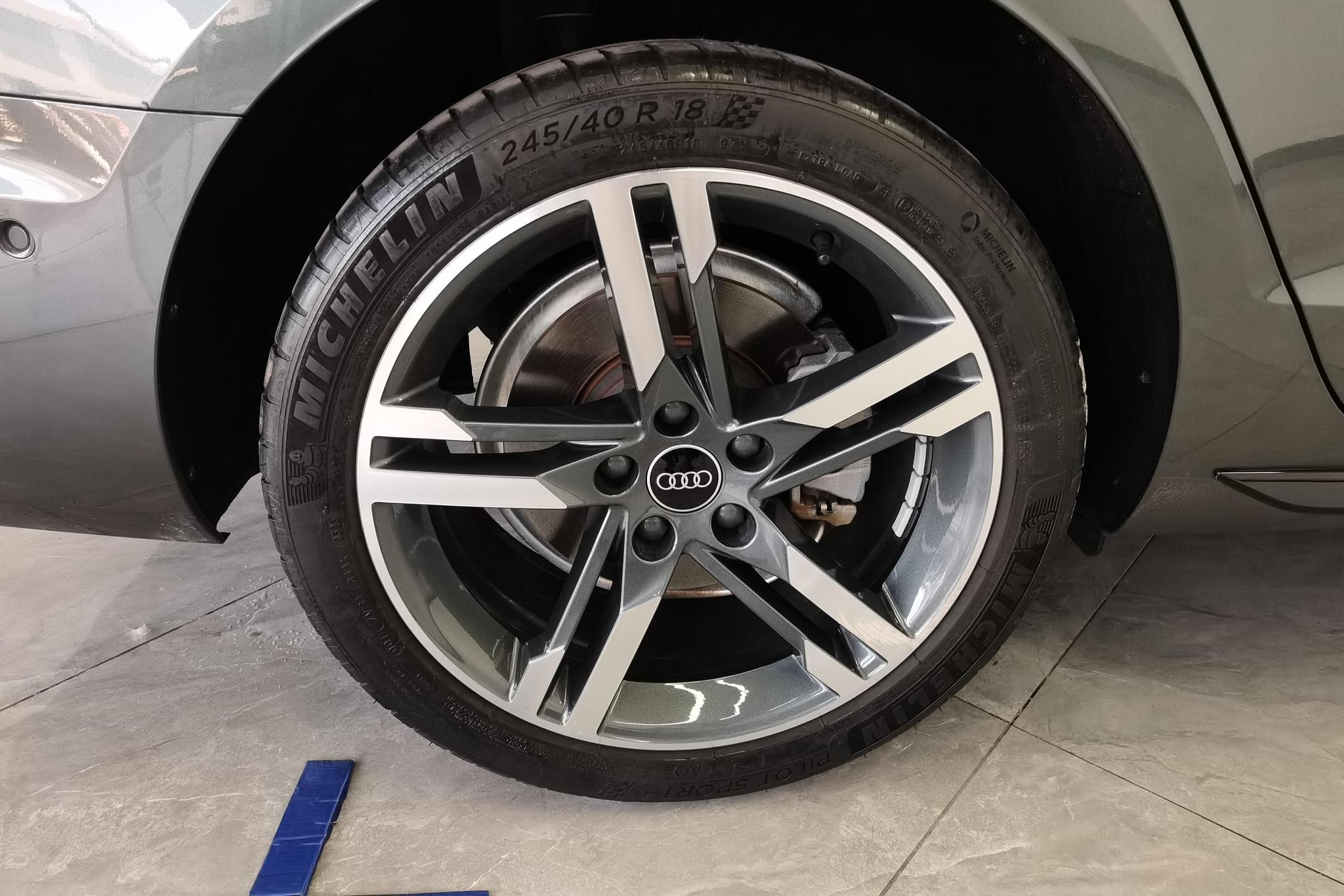 Audi A4L 2022 40 TFSI Luxury