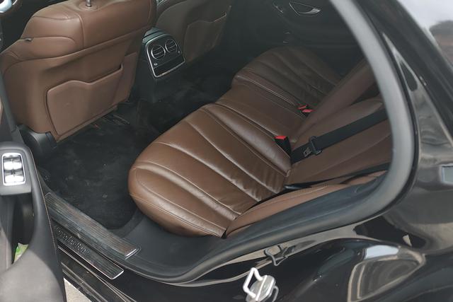 Mercedes-Benz S-Class 2018 S 320 L — фото 16