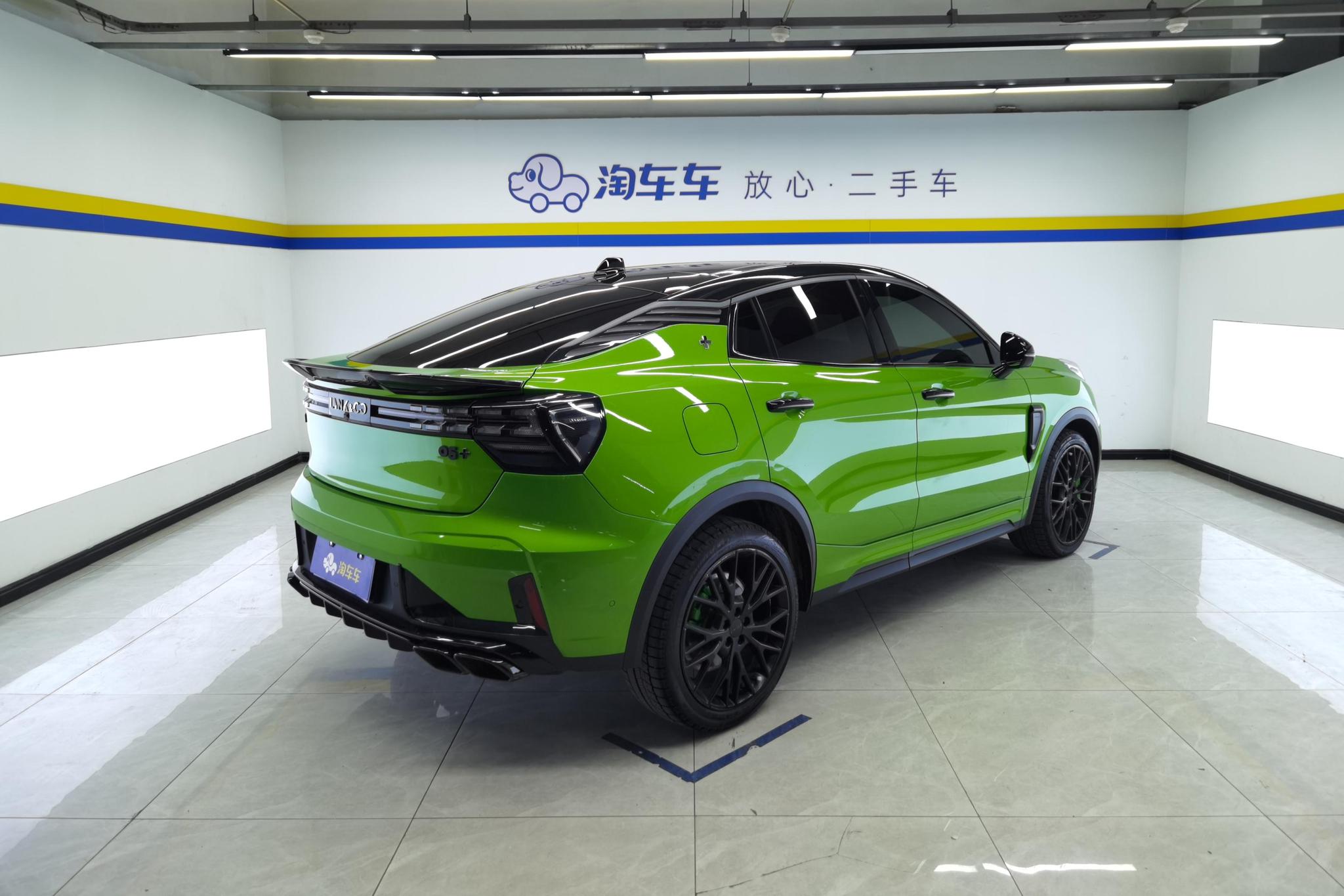 Lynk & Co 05 2021 05+ 2.0TD