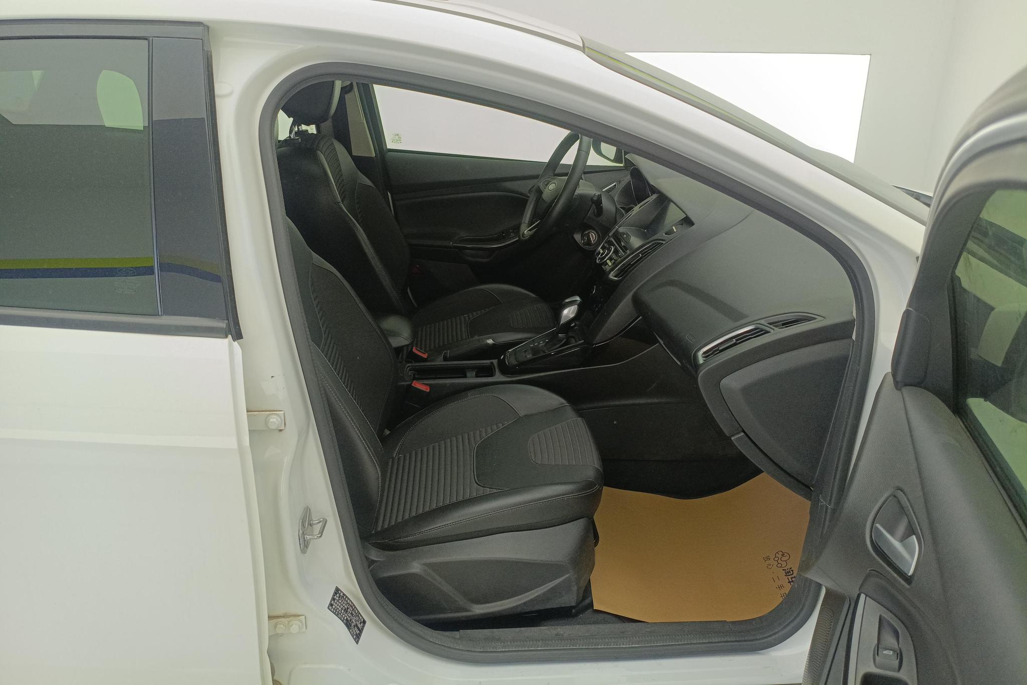 Ford Focus 2018 EcoBoost 125 AT