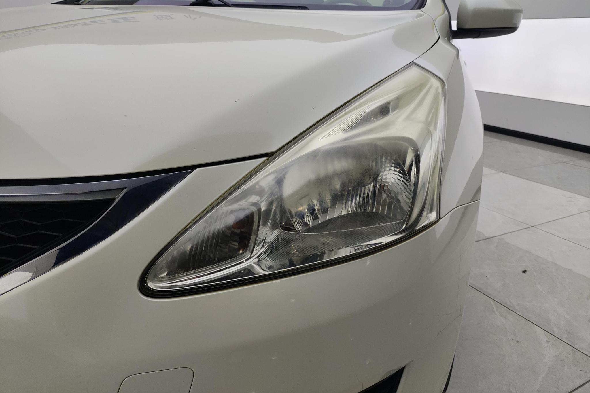 Nissan Tiida 2014 1.6L CVT Comfort