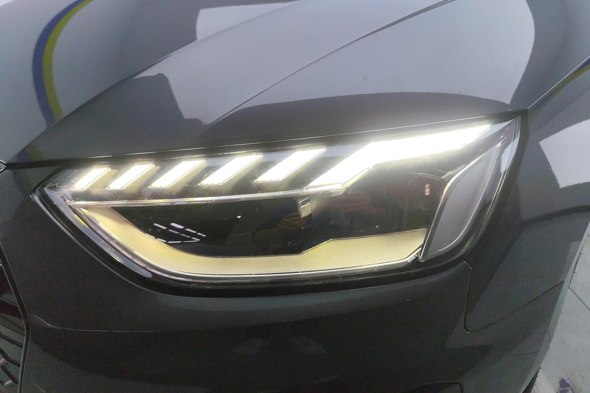 Audi A4L 2023 40 TFSI Luxury