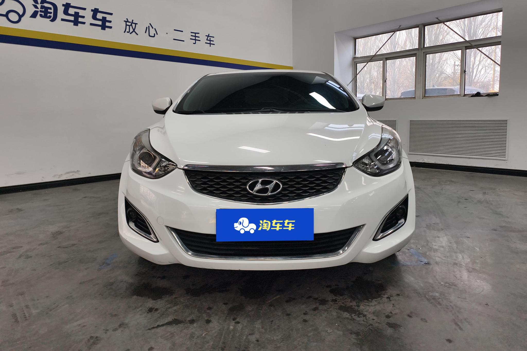 Hyundai Elantra 2016 1.6L AT