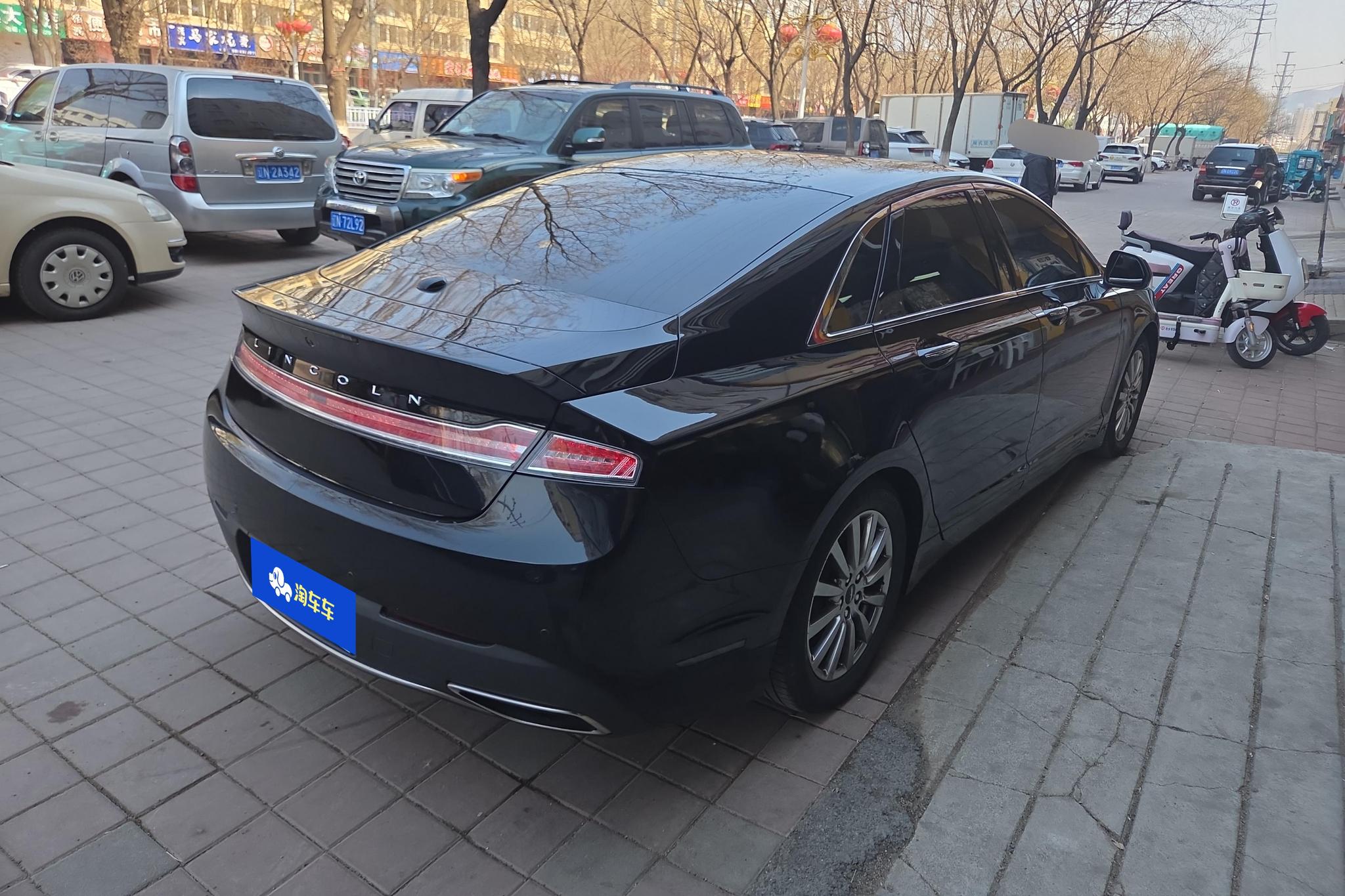 Lincoln MKZ 2020 2.0T Premium