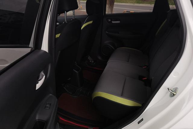 Honda Fit 2021 1.5 L CVT — фото 16