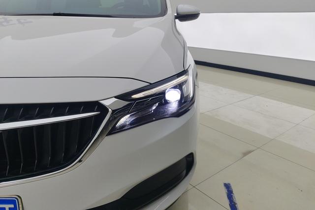 Buick GL6 2021 323 T Hybrid Luxury — фото 4