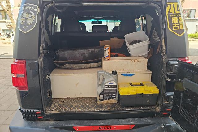 BAIC BJ40 2016 40 L 2.3 T AT 4 WD — фото 17