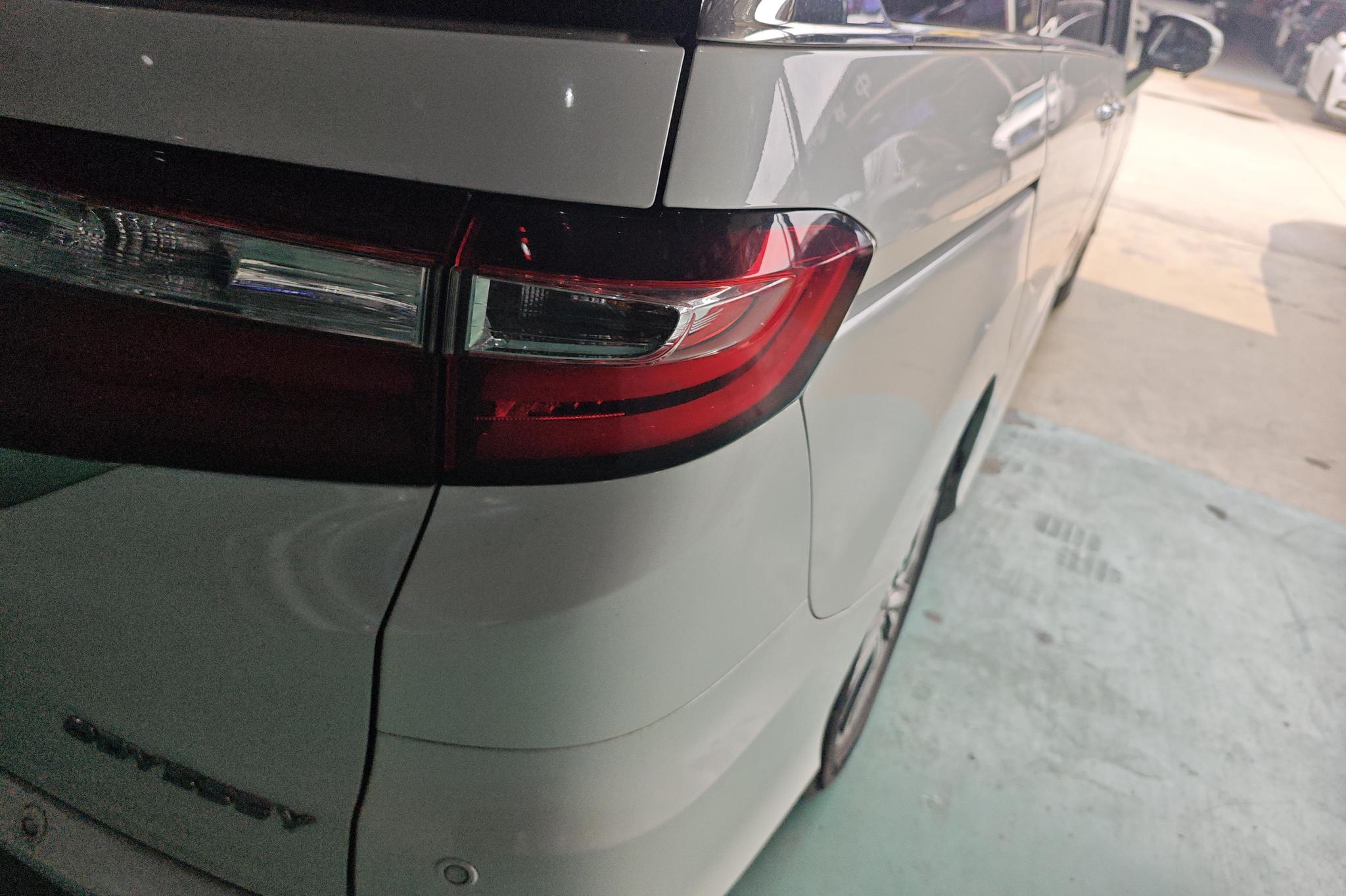 Honda Odyssey 2018 2.4L Luxury