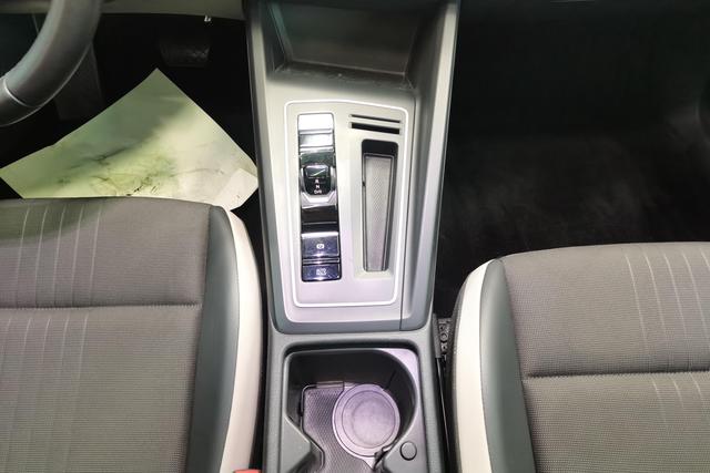 Volkswagen Golf 2021 280 TSI DSG Pro — фото 14