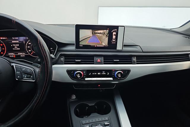 Audi A4L 2018 30 40 TFSI — фото 12