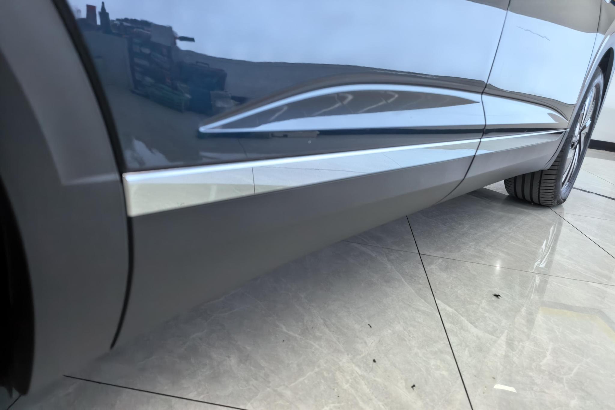 Volkswagen Viloran 2022 380TSI Luxury Pro 6 мест