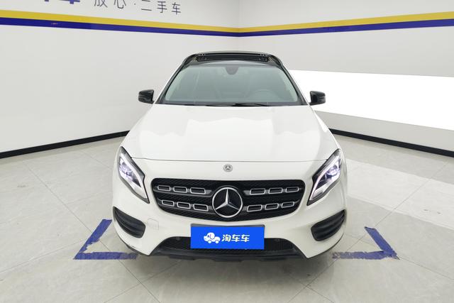 Mercedes-Benz GLA 2018 GLA 220 4 MATIC Sport — фото 2
