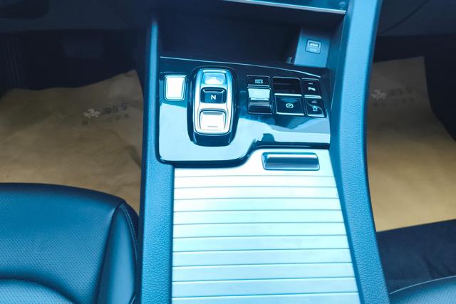 Hyundai Sonata 2020 270 TGDi GLS DCT — фото 14