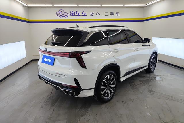 Changan CS75 PLUS 2024 1.5 T AT — фото 3