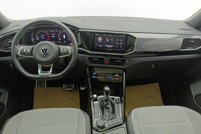 Volkswagen Tayron 2022 380 TSI 4 WDR-Line — фото 11