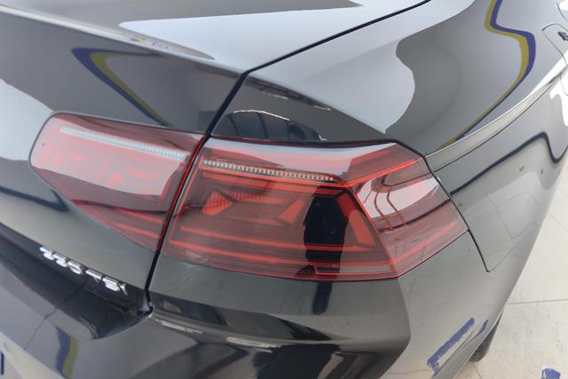 Volkswagen Magotan 2023 200 330 TSI DSGLuxury — фото 11