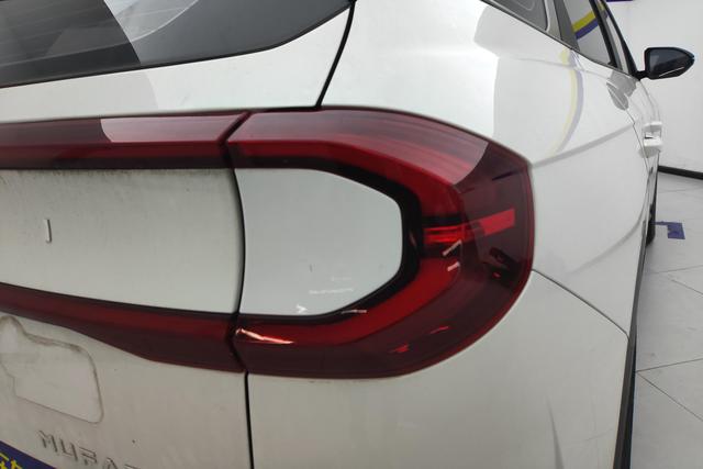 Hyundai ix35 2023 2.0 L DLX — фото 8