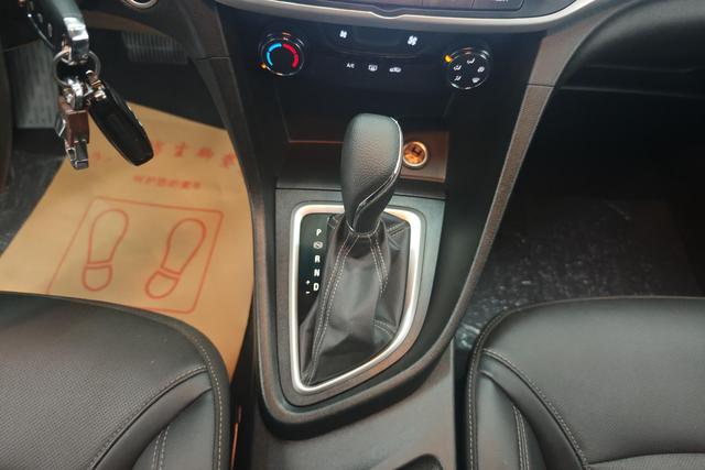 Buick Excelle GT 2021 1.5 L ATElite — фото 15