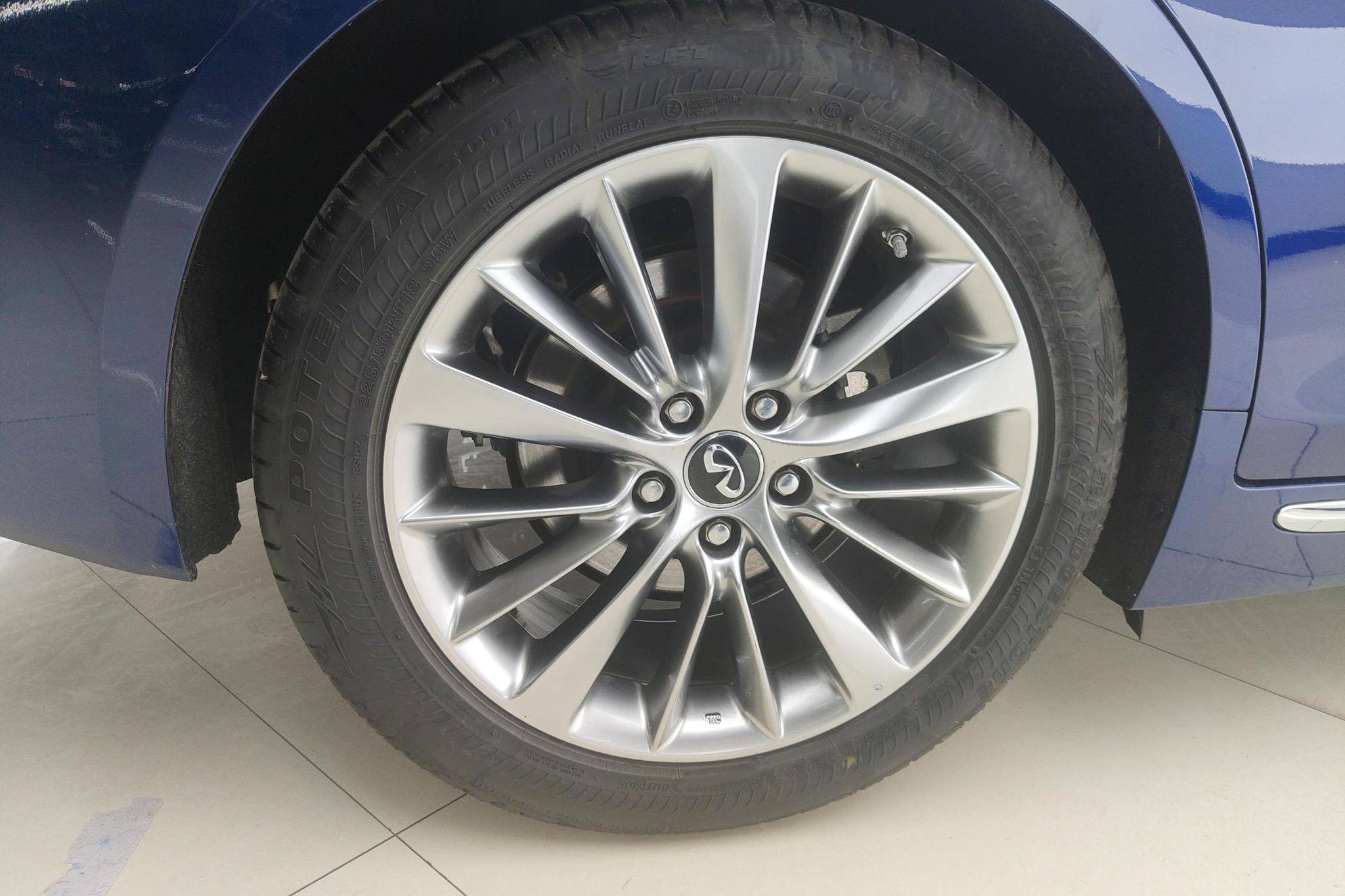 Infiniti Q50L 2018 2.0T VI