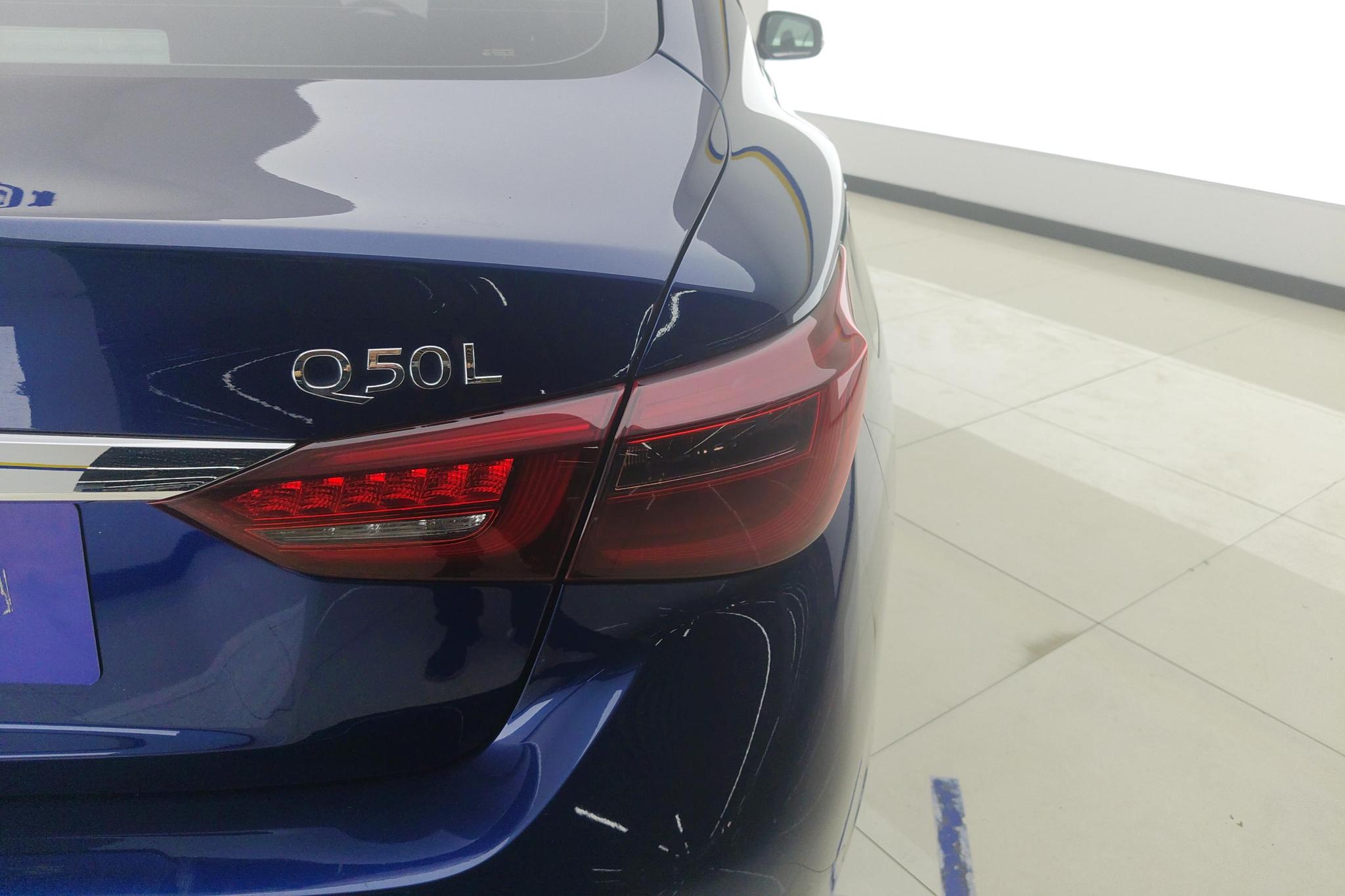 Infiniti Q50L 2018 2.0T VI