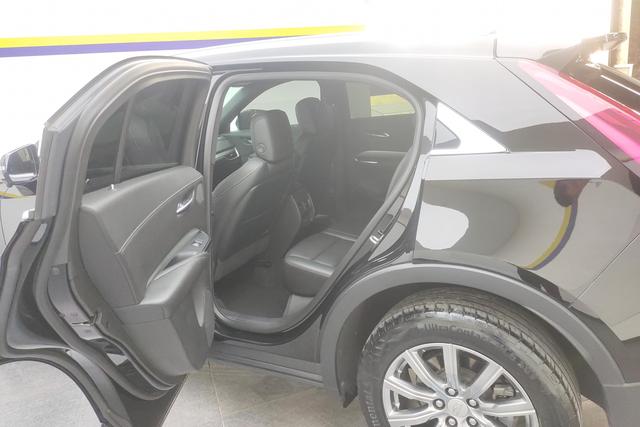 Cadillac XT4 2022 28 T 2 WDLuxury — фото 17