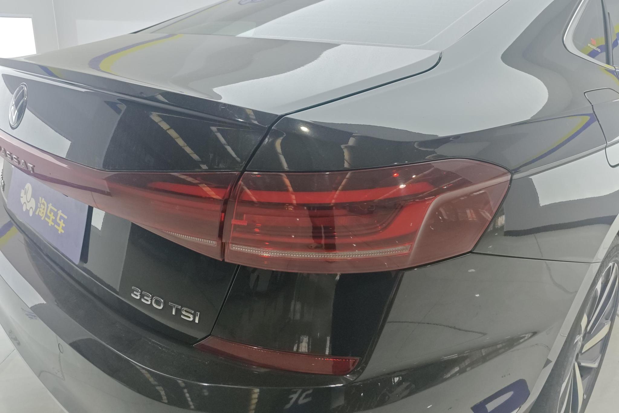 Volkswagen Passat 2022 330TSI Elite
