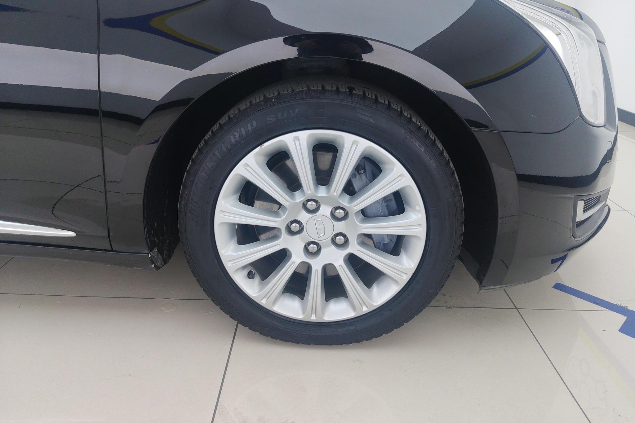 Cadillac XTS 2017 28T