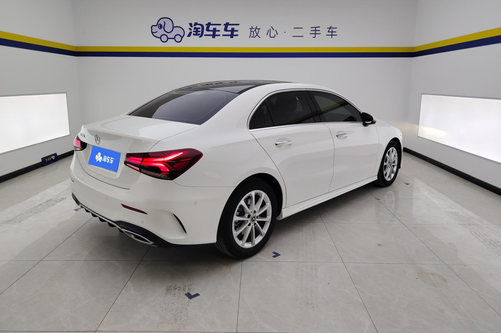 Mercedes-Benz A-Class A 2020 A 200 L Sport Fashion