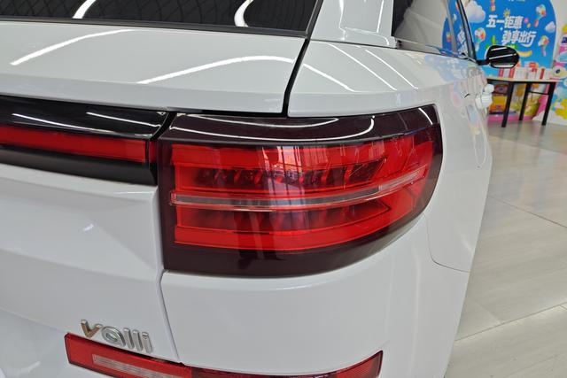 Wuling Valli 2021 1.5 T CVT — фото 5