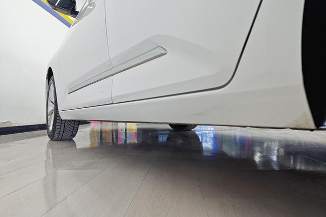 Wuling Valli 2021 1.5 T CVT — фото 7