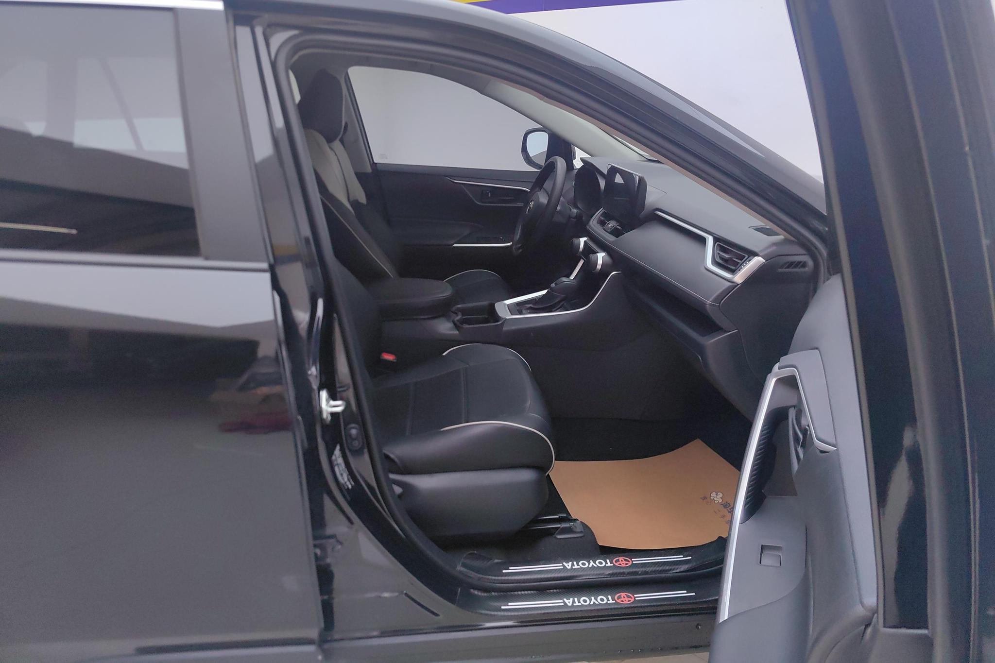 Toyota Wildlander 2023 2.0L Lead