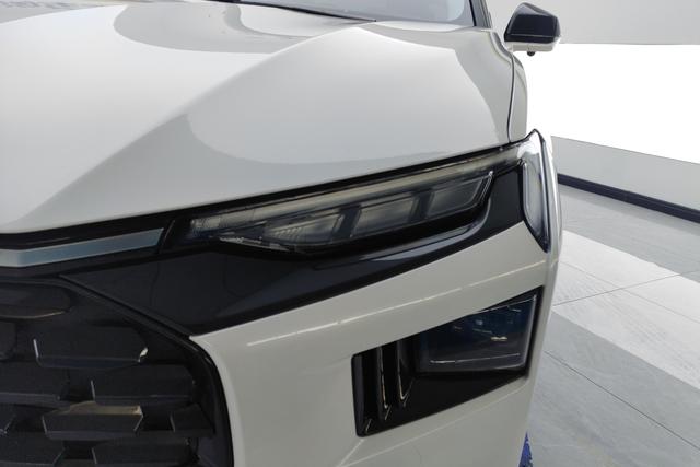 Ford Mondeo 2023 Eco Boost 245 Luxury — фото 5