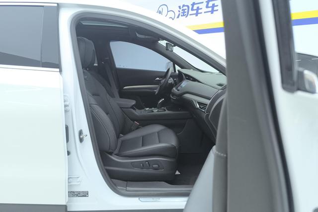 Cadillac XT4 2023 28 T 2 WDLuxury — фото 15