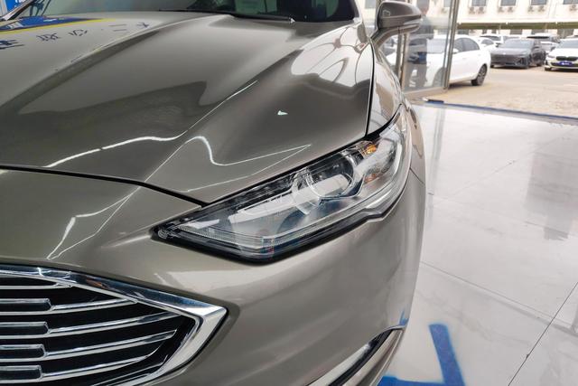 Ford Mondeo 2017 Eco Boost 180 — фото 4