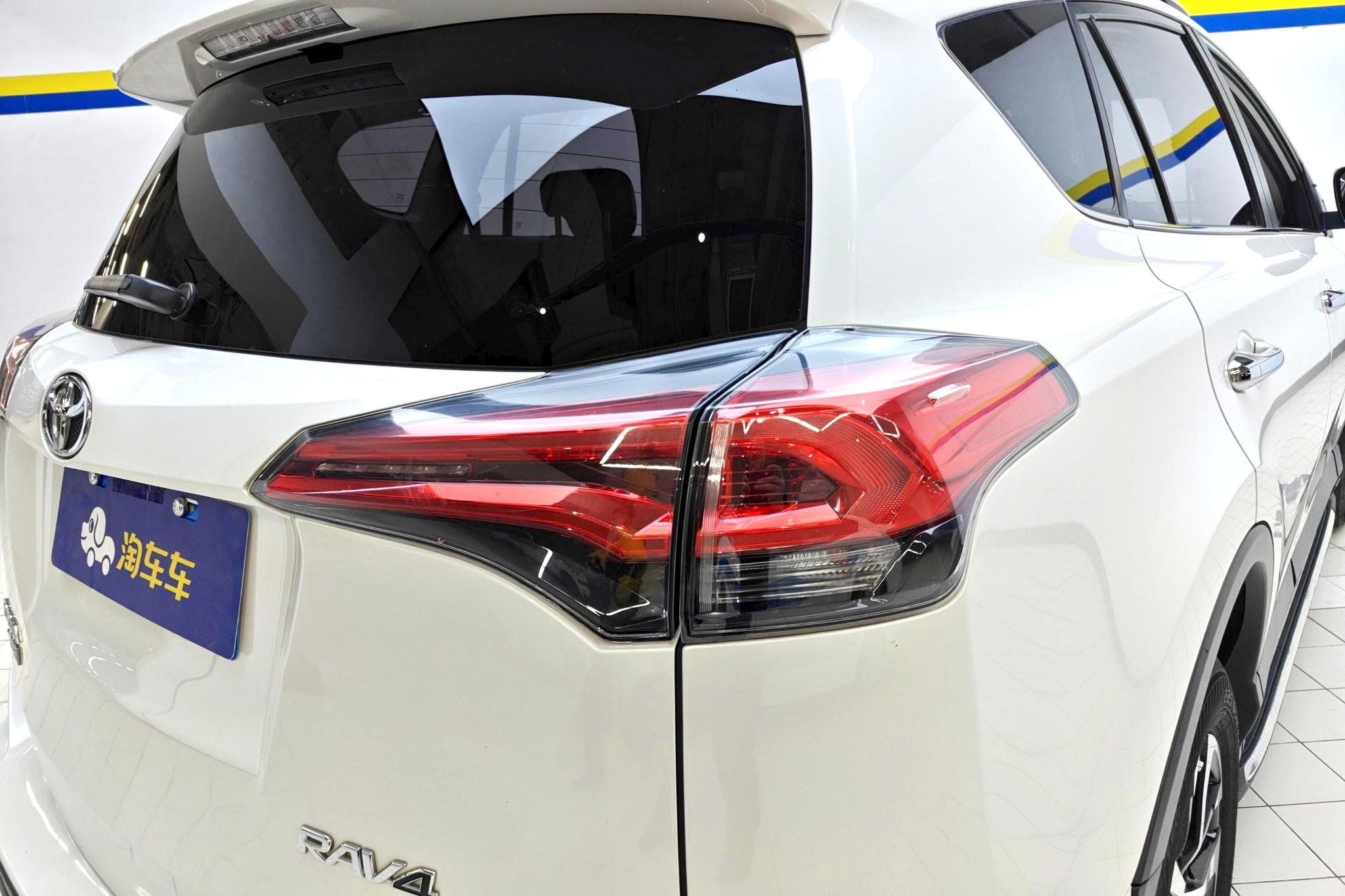Toyota RAV4 2016 2.0L CVT Comfort