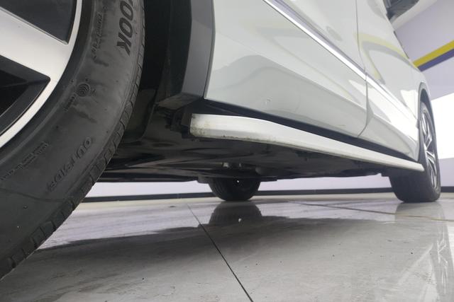 Volkswagen Tiguan L 2024 330 TSI 2 WDR-Line — фото 9