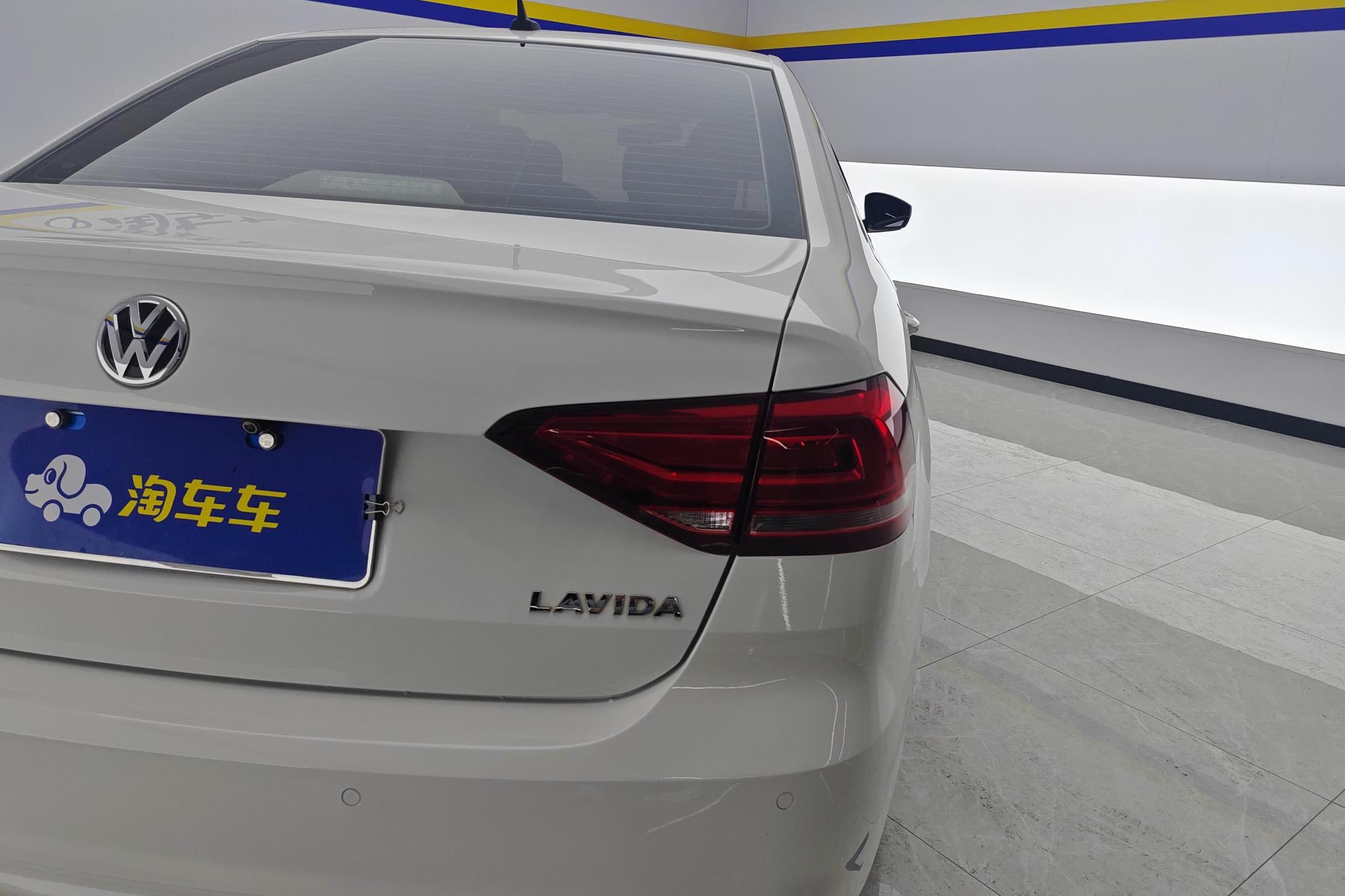 Volkswagen Lavida 2019 1.5L MT VI