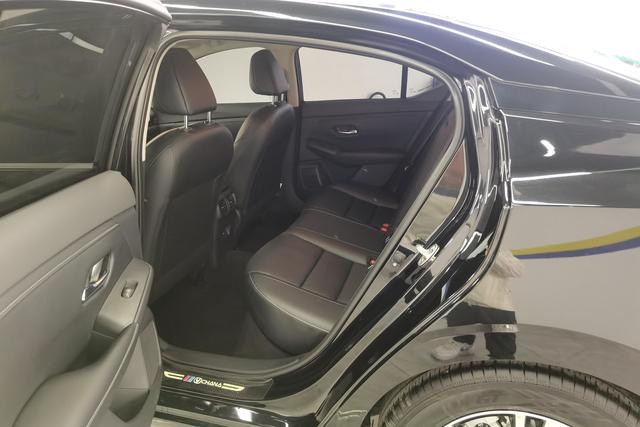 Nissan Sylphy 2023 1.6 L CVT — фото 16