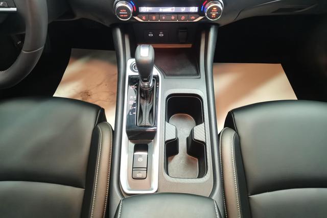 Nissan Sylphy 2023 1.6 L CVT — фото 14