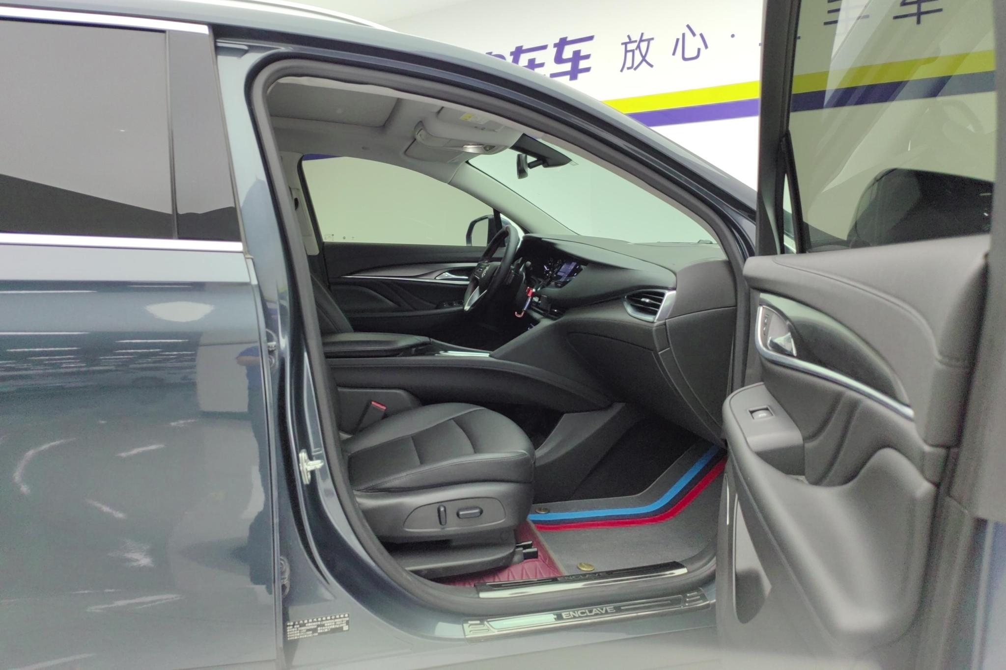Buick Enclave 2022 652T Luxury мест