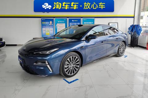 Geely Galaxy Starshine 8 PHEV