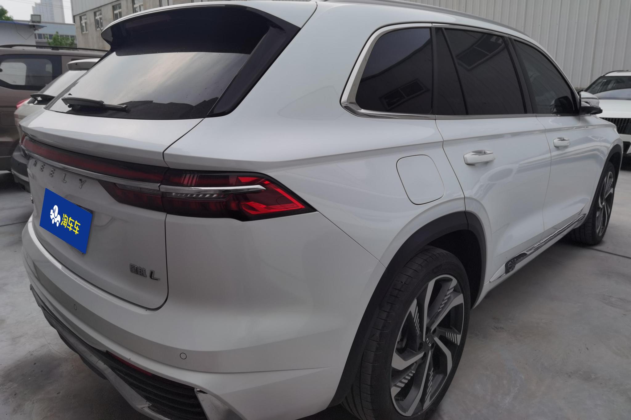 Geely Monjaro L 2024 2.0TD AT