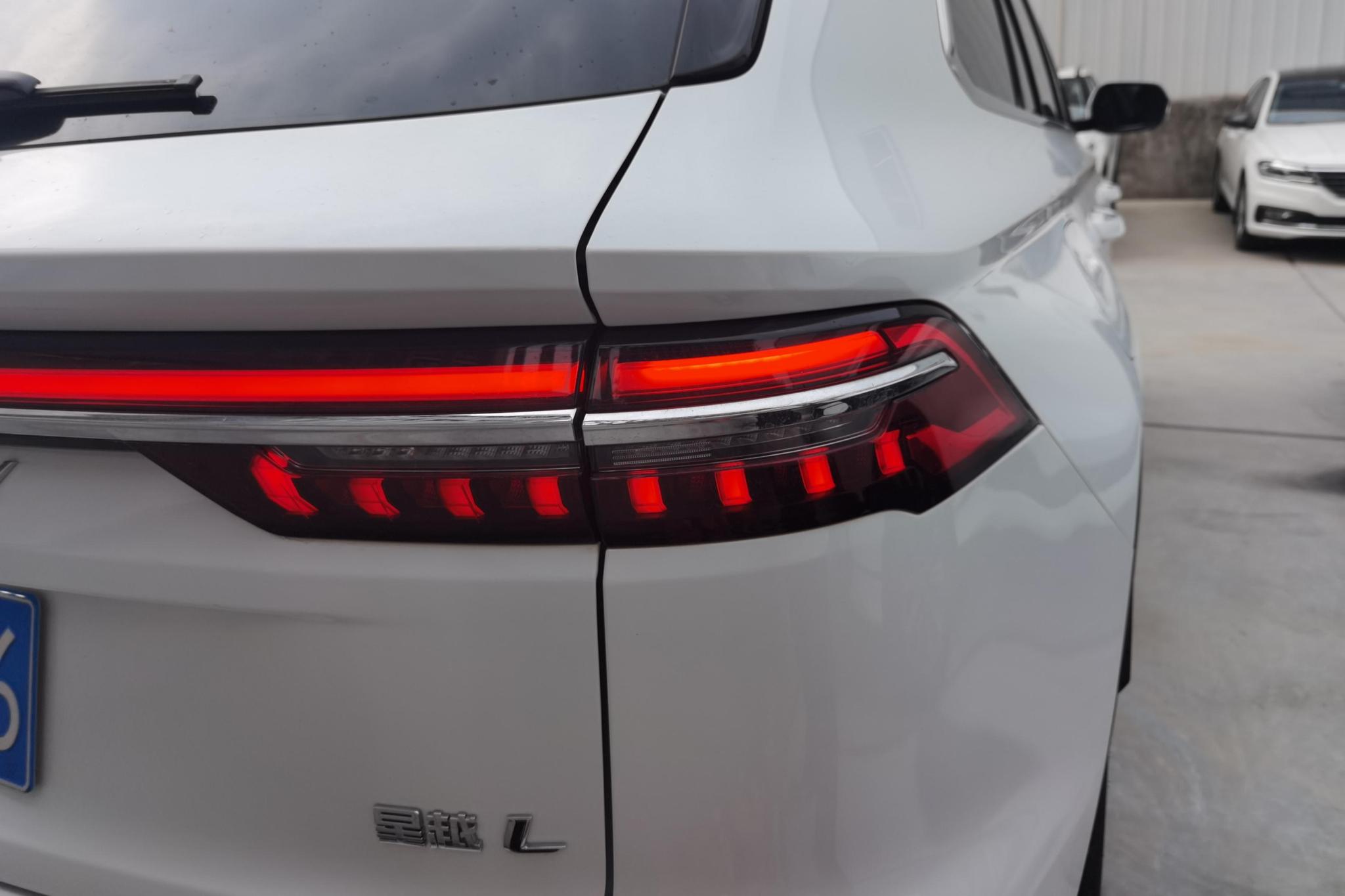 Geely Monjaro L 2024 2.0TD AT