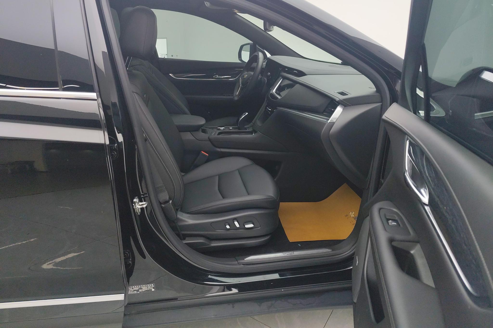 Cadillac XT5 2022 2.0T Luxury