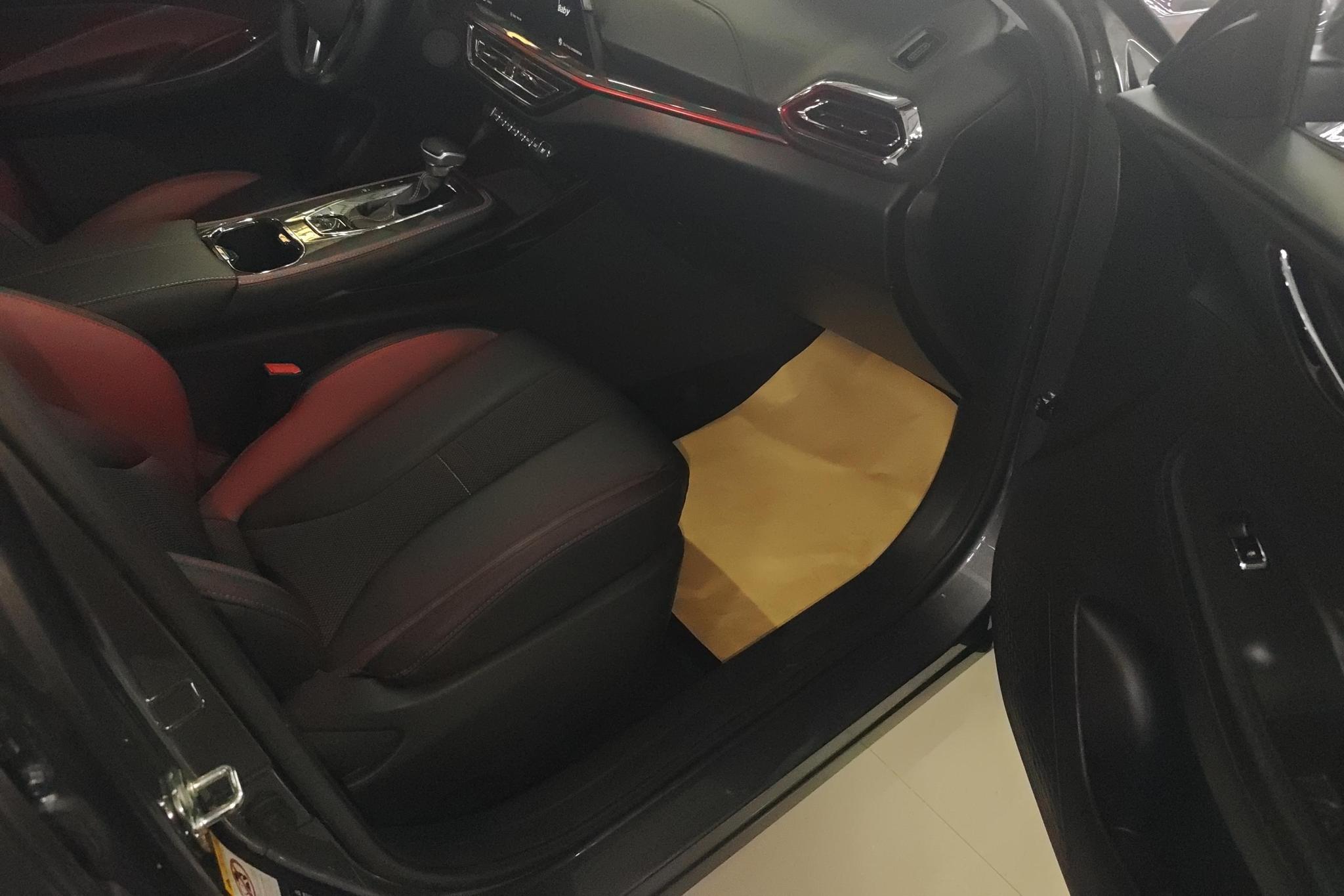 Oshan X5 2021 1.5T DCT Luxury