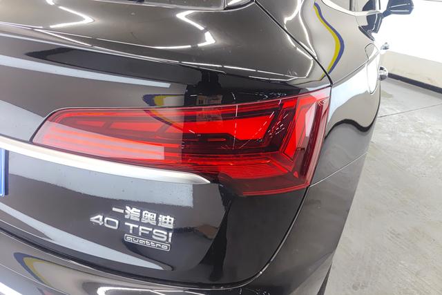 Audi Q5L Sportback 2021 40 TFSI Luxury — фото 5